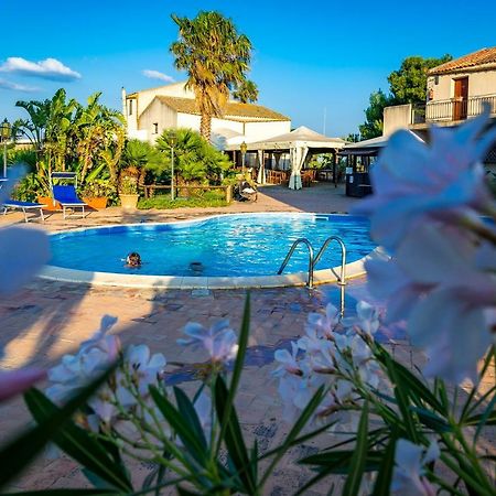 מנפי Agriturismo Tenuta Stoccatello מראה חיצוני תמונה