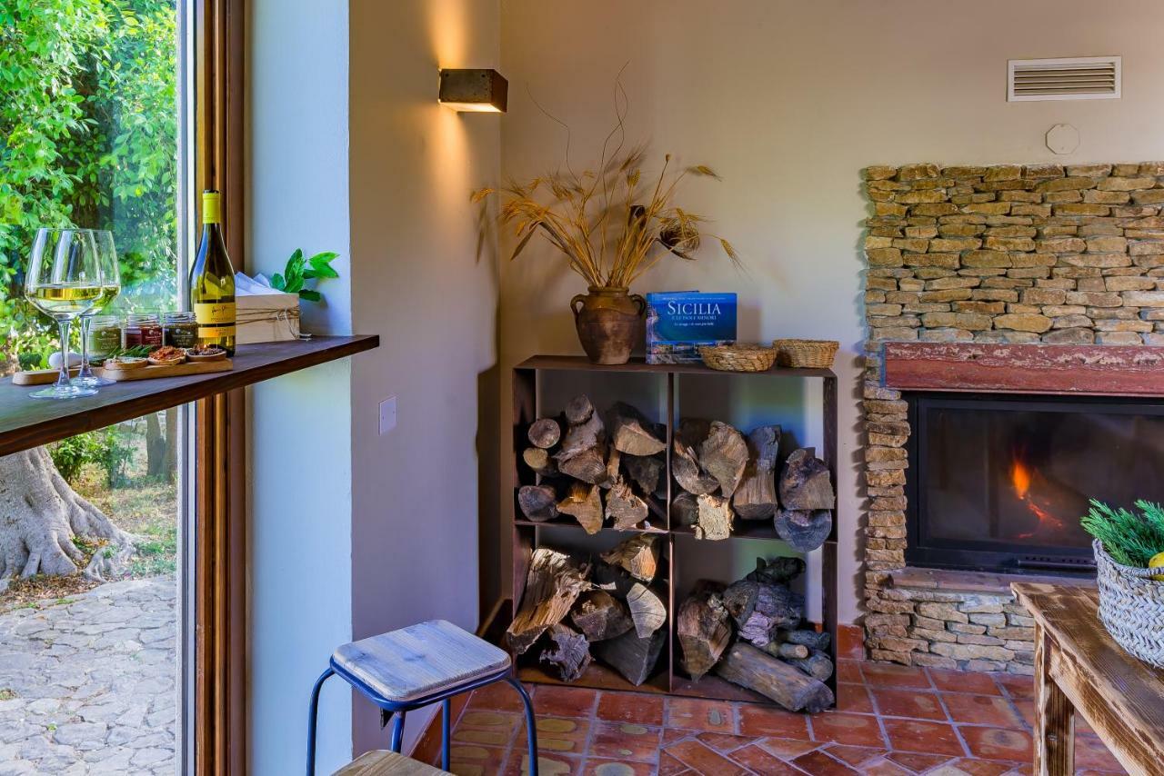 מנפי Agriturismo Tenuta Stoccatello מראה חיצוני תמונה
