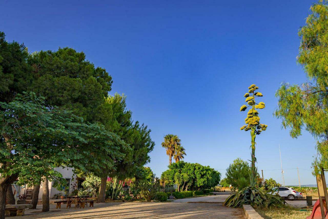 מנפי Agriturismo Tenuta Stoccatello מראה חיצוני תמונה