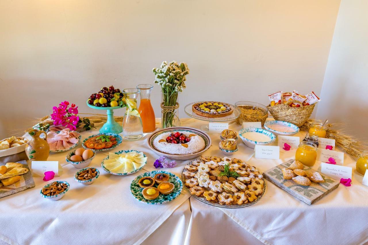 מנפי Agriturismo Tenuta Stoccatello מראה חיצוני תמונה