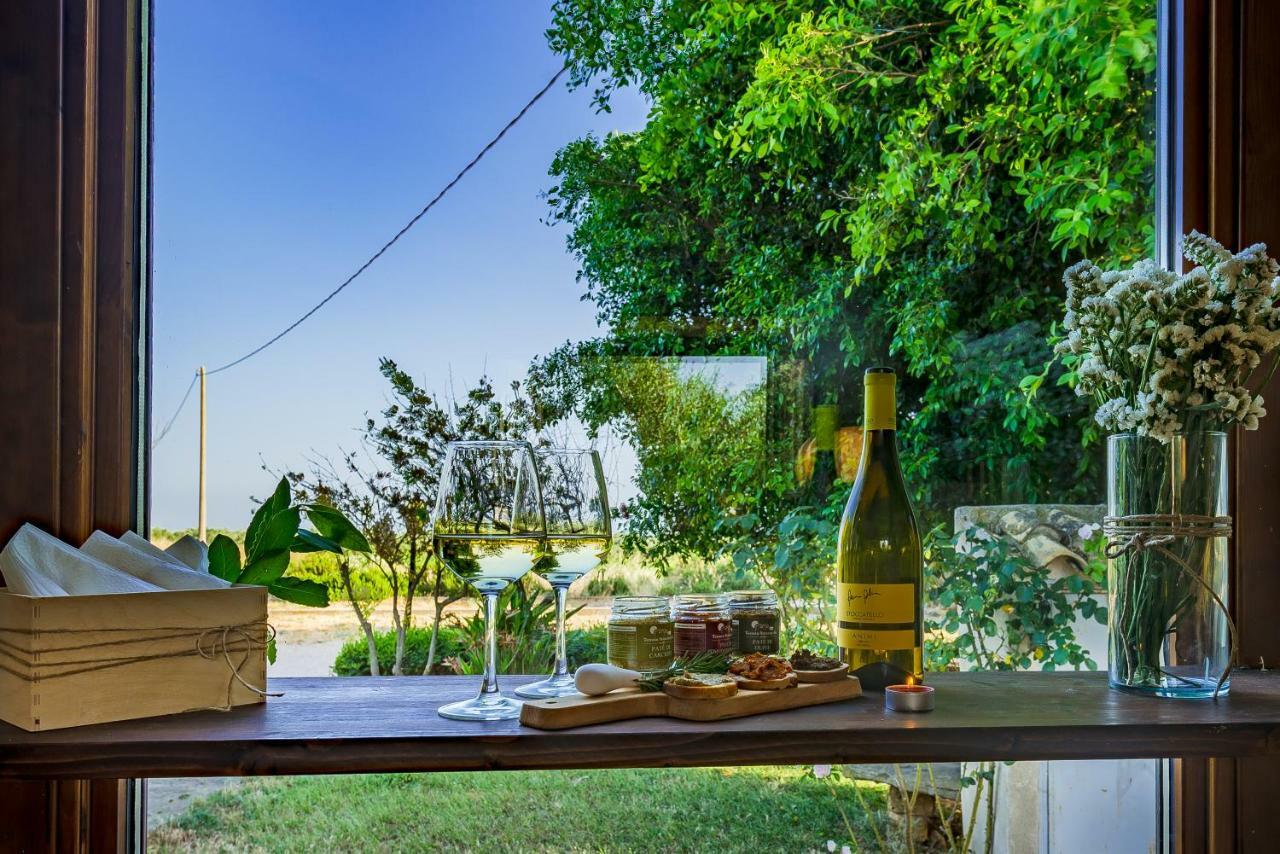 מנפי Agriturismo Tenuta Stoccatello מראה חיצוני תמונה