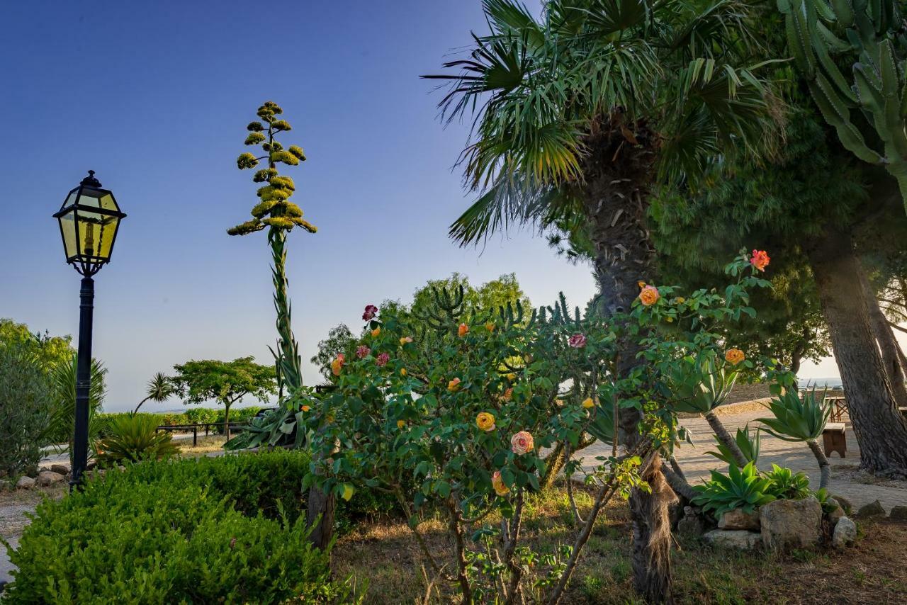 מנפי Agriturismo Tenuta Stoccatello מראה חיצוני תמונה